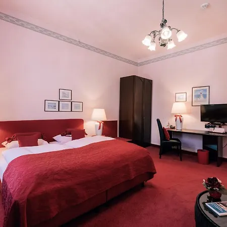 Отель Der Schwan